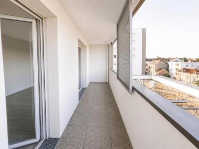 For sale Nantes 2 rooms 44 m2 Loire atlantique (44200) photo 0
