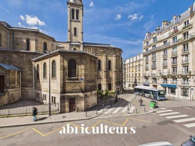 For sale Paris-18eme-arrondissement 2 rooms 44 m2 Paris (75018) photo 0