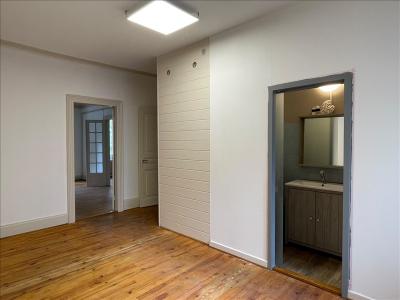 For rent Mulhouse 3 rooms 77 m2 Haut rhin (68100) photo 4