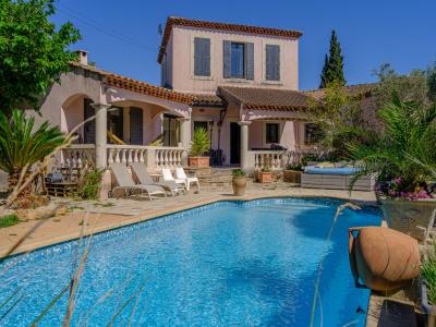 For sale SAINT JULIEN   7 rooms 200 m2 Bouches du Rhone (13012) photo 0