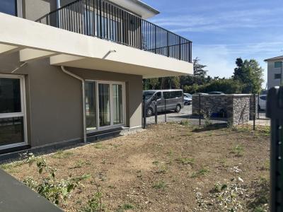 Annonce Location Commerce Miribel 01