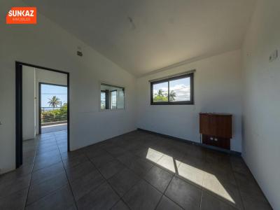 Louer Local commercial 150 m2 Saint-pierre