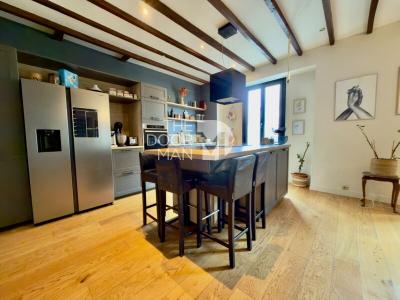 For sale Laval 7 rooms 142 m2 Mayenne (53000) photo 0