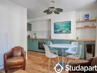 Annonce Location Appartement Paris-18eme-arrondissement 75