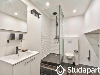 Louer Appartement Paris-16eme-arrondissement 2850 euros
