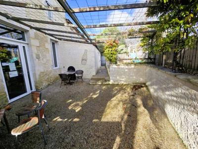 Acheter Commerce Saint-genis-de-saintonge 450000 euros