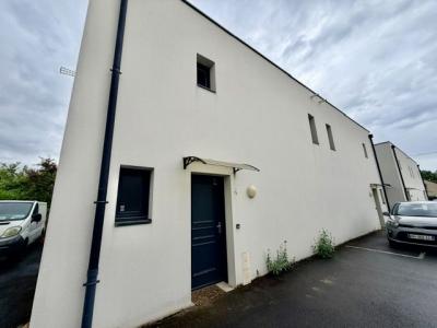 For sale 3 rooms 68 m2 Aube (10150) photo 0