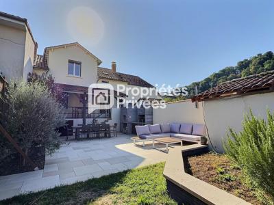For sale Perigueux 7 rooms 165 m2 Dordogne (24000) photo 0