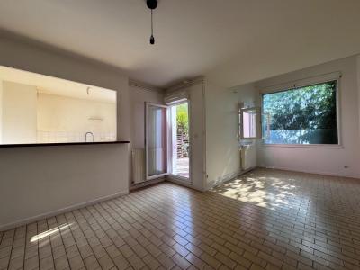 For sale Isle-d'abeau 4 rooms 82 m2 Isere (38080) photo 2