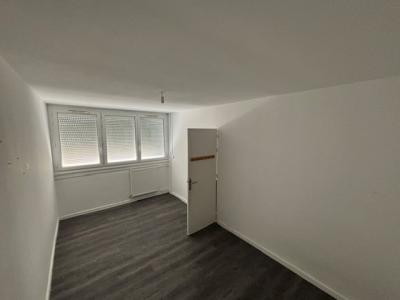 For rent Roche-la-moliere 4 rooms 82 m2 Loire (42230) photo 3