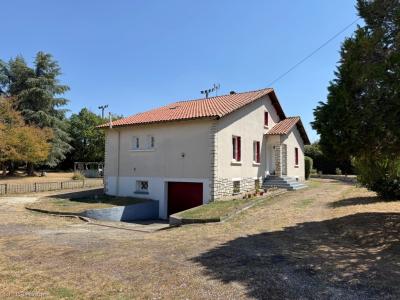 For sale Verteuil-sur-charente 6 rooms 170 m2 Charente (16510) photo 0