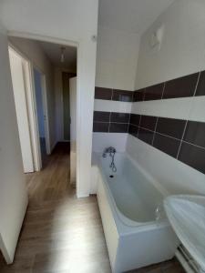 Louer Appartement Valmont 496 euros