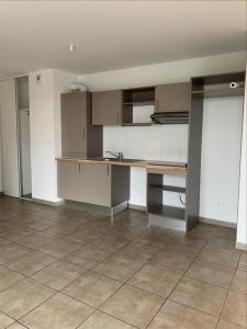 For rent Toulouse 3 rooms 60 m2 Haute garonne (31100) photo 0