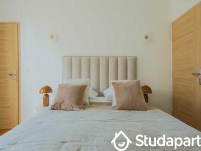 Louer Appartement 40 m2 Paris-17eme-arrondissement