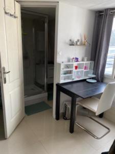 For rent Paris-1er-arrondissement 1 room 11 m2 Paris (75001) photo 0