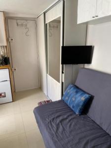 Louer Appartement 11 m2 Paris-1er-arrondissement