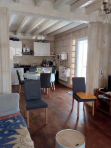 For rent Begles 4 rooms 96 m2 Gironde (33130) photo 0