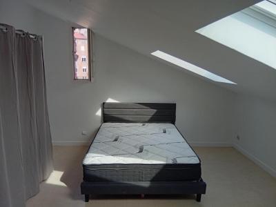 Louer Appartement Saint-etienne 350 euros
