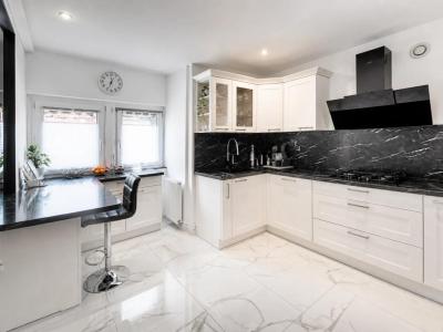 For sale Grenoble 4 rooms 102 m2 Isere (38000) photo 4