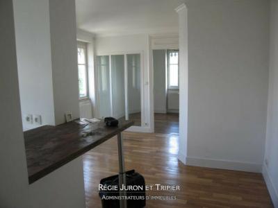 For rent Lyon-2eme-arrondissement 2 rooms 34 m2 Rhone (69002) photo 0