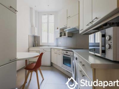 Louer Appartement 95 m2 Paris-15eme-arrondissement