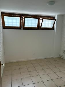 For rent Bordeaux 1 room 23 m2 Gironde (33000) photo 0