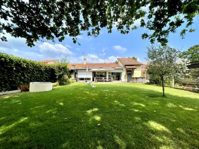 For sale Cestas 4 rooms 118 m2 Gironde (33610) photo 0