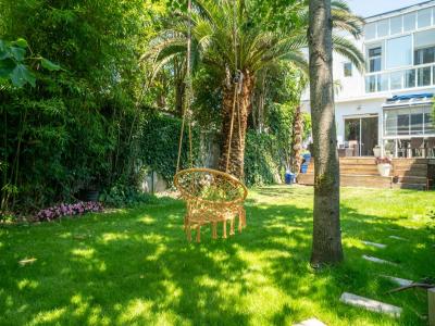 For sale Bordeaux 6 rooms 200 m2 Gironde (33100) photo 0