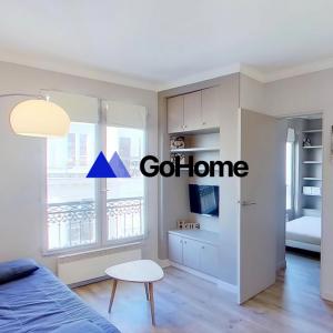 For rent Paris-18eme-arrondissement 2 rooms 29 m2 Paris (75018) photo 0