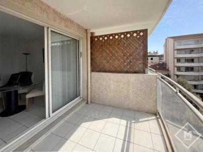 Acheter Appartement 60 m2 Marseille-8eme-arrondissement