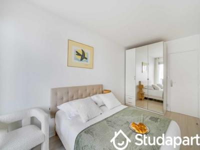 Louer Appartement 49 m2 Paris-16eme-arrondissement