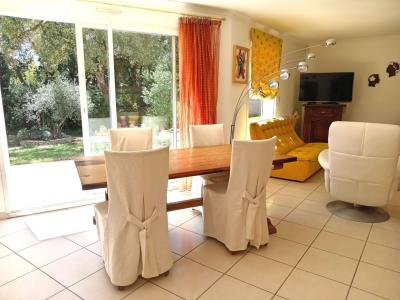 For sale VAUNAGE   AXE D40 4 rooms 100 m2 Gard (30114) photo 3