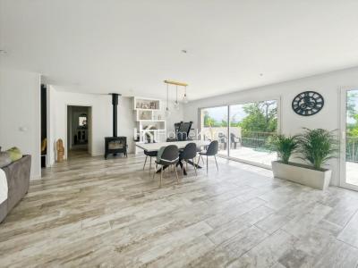 For sale Tour-du-crieu 5 rooms 146 m2 Ariege (09100) photo 1