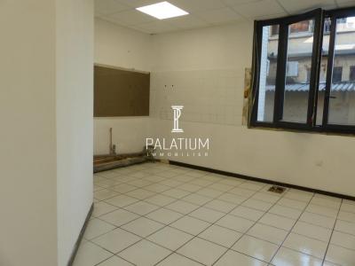 Acheter Local commercial 75 m2 Chateau-arnoux-saint-auban