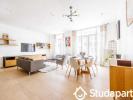 Location Appartement Paris-8eme-arrondissement  3 pieces 160 m2