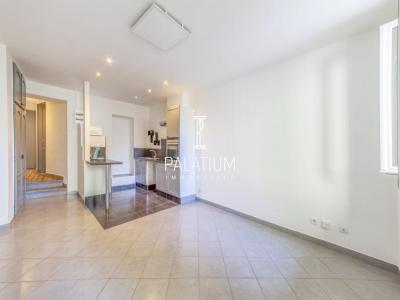 For sale Greoux-les-bains 2 rooms 45 m2 Alpes de haute provence (04800) photo 0