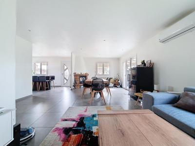 For sale Feyzin 4 rooms 124 m2 Rhone (69320) photo 4
