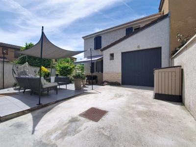 For sale Feyzin 4 rooms 80 m2 Rhone (69320) photo 2