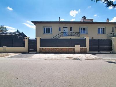 For sale Feyzin 4 rooms 109 m2 Rhone (69320) photo 1