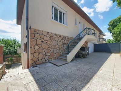 For sale Feyzin 4 rooms 109 m2 Rhone (69320) photo 3
