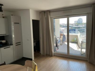 Louer Appartement 42 m2 Issy-les-moulineaux