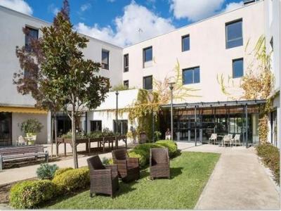 For sale Aubagne 1 room 23 m2 Bouches du Rhone (13400) photo 0