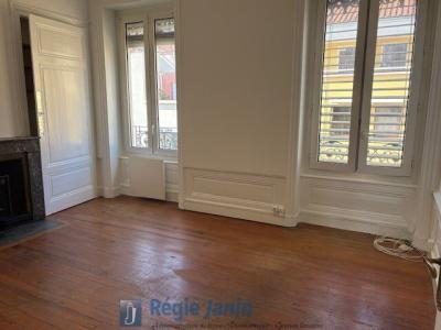 For rent Lyon-9eme-arrondissement 3 rooms 64 m2 Rhone (69009) photo 0