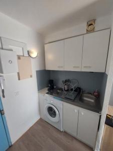 For rent Perpignan 1 room 20 m2 Pyrenees orientales (66000) photo 3