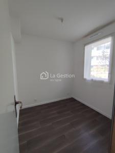 Louer Appartement Acheres 821 euros