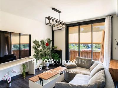 For sale Aubagne 4 rooms 75 m2 Bouches du Rhone (13400) photo 0