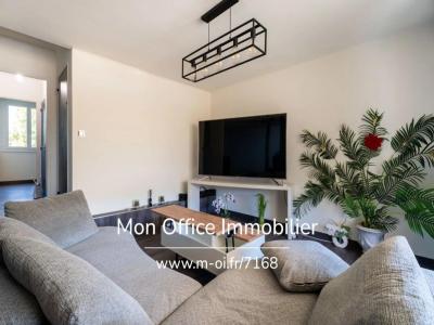 For sale Aubagne 4 rooms 75 m2 Bouches du Rhone (13400) photo 1