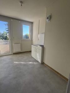 Annonce Location 3 pi�ces Appartement Saint-julien-les-villas 10