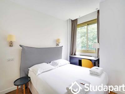 Louer Appartement 31 m2 Paris-16eme-arrondissement