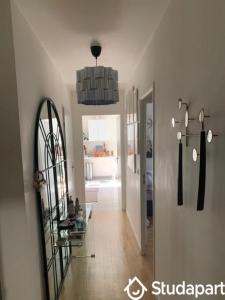 For rent Neuilly-sur-seine 2 rooms 55 m2 Hauts de Seine (92200) photo 0